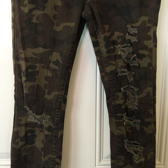 Cello green camo 5 pocket distressed skinny jeans - Picture 2 of 16